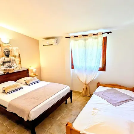 Hotel De Cannedda Sari-Solenzara